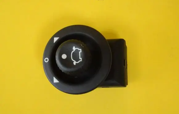Ford Focus Wing mirror switch 93BG17B676BA