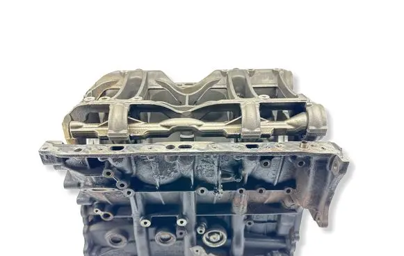 Mercedes-Benz Sprinter W906 Engine block R6510110701 05501760 00611
