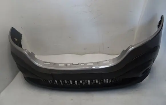 Renault Trafic III (X82) Front bumper 820223380R