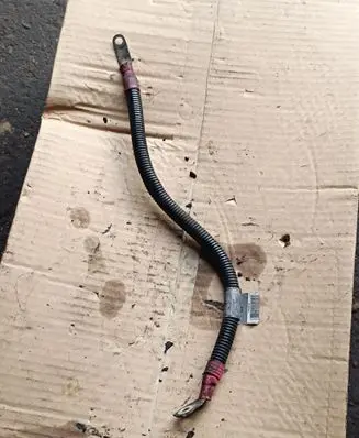 Positive cable (battery)