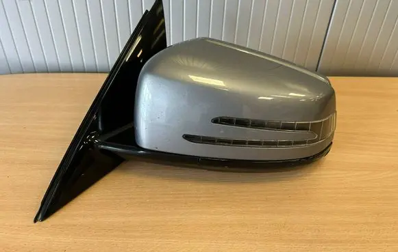 Mercedes-Benz E W212 Front door electric wing mirror A2128100916