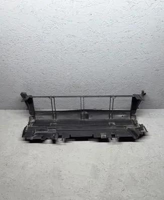 Mercedes-Benz GLK (X204) Intercooler air channel guide A2045052730