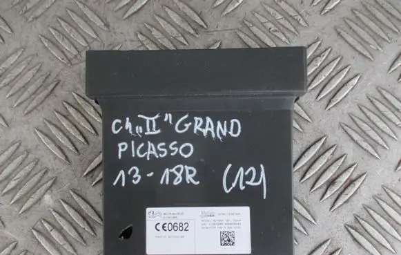Citroen C4 Grand Picasso Central locking relay 9801695280