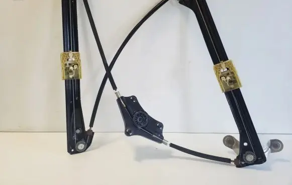 Volkswagen e-Golf Front window lifting mechanism without motor 5G4837462H