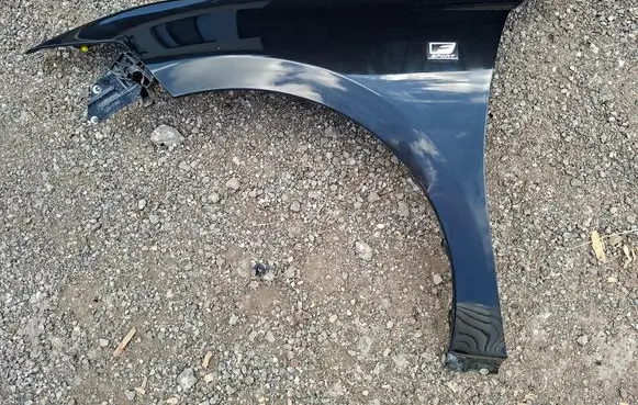 Lexus ES 250 - 300 - 330 Fender QFW