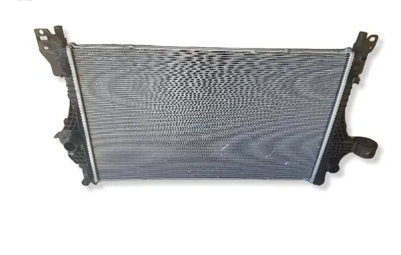 Volvo XC40 Coolant radiator P32339782