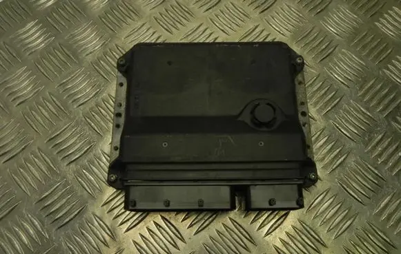 Toyota Auris 150 Other control units/modules 8966105D30 E985