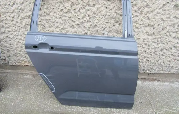 Volkswagen Touran III Rear door 5TA833312Q