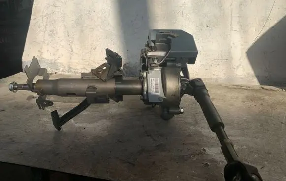 Nissan Juke I F15 Electric power steering pump TE71Z16128