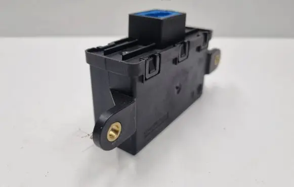 Mercedes-Benz GLA W156 X156 Transfer box differential control unit A2469008115 2469008115