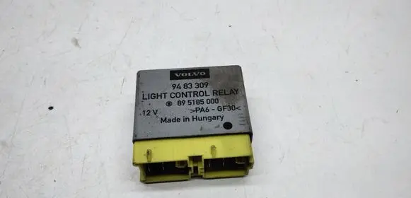 Volvo S70 V70 V70 XC Light relay 9483309