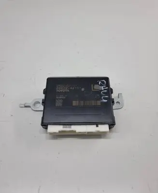 Toyota RAV 4 (XA50) Tailgate/trunk control unit/module 8922242101