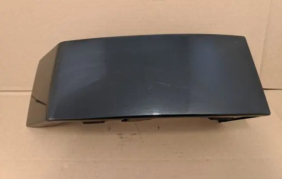 Volvo XC90 Rear/tail light trim molding 8620820