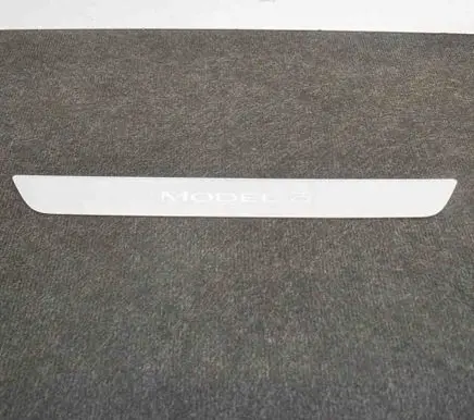Tesla Model 3 Front sill trim cover 109084400C