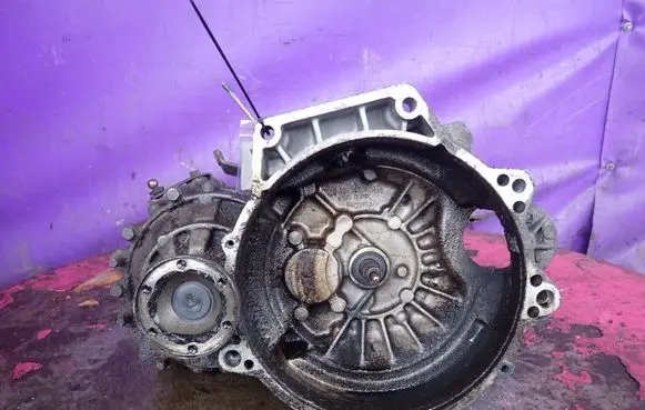 Volkswagen Golf II Manual 5 speed gearbox ACD