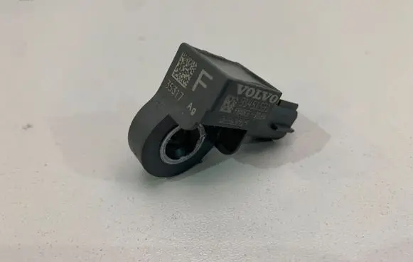 Volvo XC60 Airbag deployment crash/impact sensor 31451531