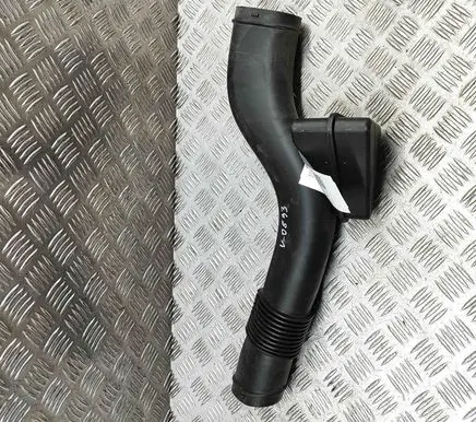 BMW 5 G30 G31 Air intake duct part 70605479 8613149