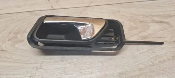 Volkswagen Touran I Rear door interior handle trim 1T0839197 1T0909606