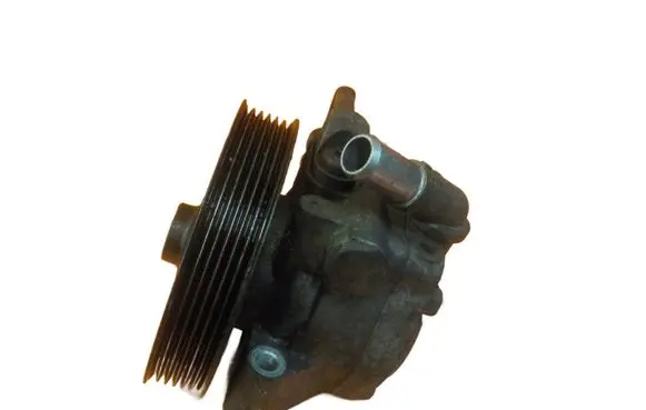 Land Rover Freelander 2 - LR2 Power steering pump 6G913A696EE 6G91 3A696