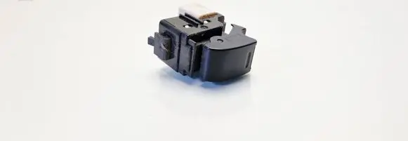 Toyota RAV 4 (XA20) Electric window control switch 6072131