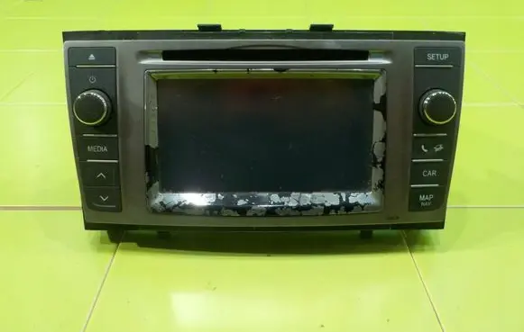 Toyota Avensis T270 Radio/CD/DVD/GPS head unit 8614005040 18AB29