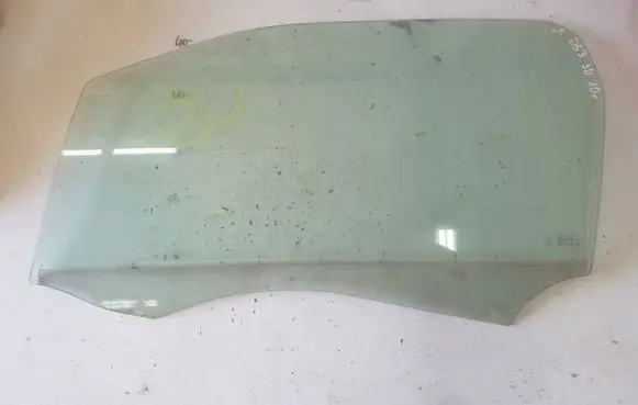 Citroen DS3 Sliding door window/glass 