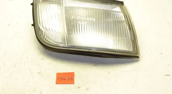 Mitsubishi Space Runner Front indicator light 013902 12037623