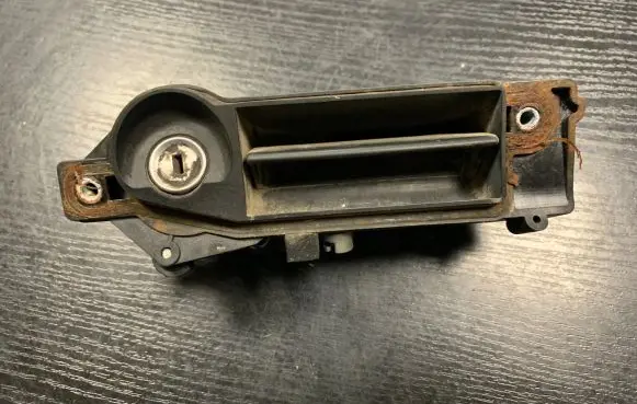 Mercedes-Benz C W203 Loading door exterior handle 
