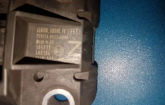 Lexus IS 220D-250-350 Airbag deployment crash/impact sensor 8917353040