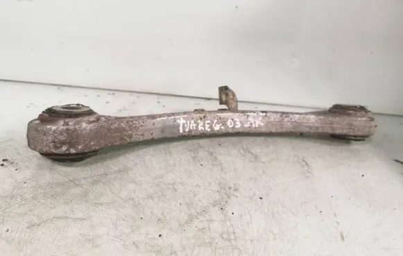 Volkswagen Touareg I Rear control arm 7l0505375a