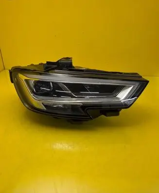 Audi A3 S3 8V Headlight/headlamp 8V0941034C