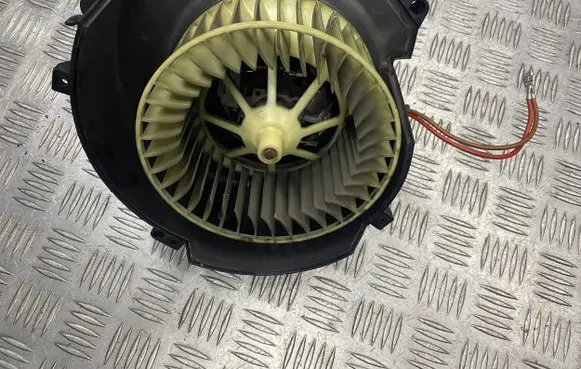 Opel Omega B2 Heater fan/blower AT315156