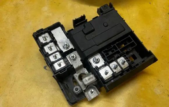 Ford Explorer VI Positive cable (battery) L1MT14A094MD L1MT14G567BB