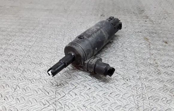 Audi A3 S3 8P Headlight washer pump 3B7955681