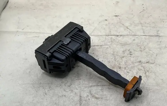 BMW M3 e90 Front door upper hinge T1889 51217176804