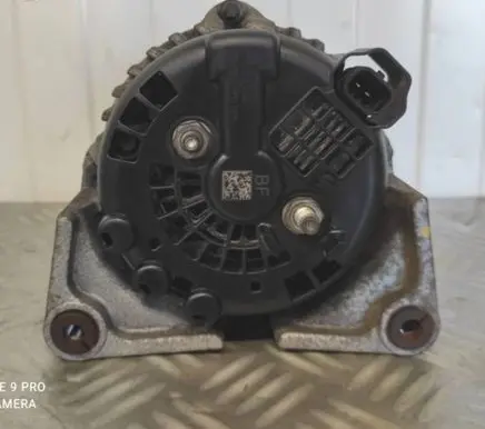 Opel Insignia A Generator/alternator 13500577