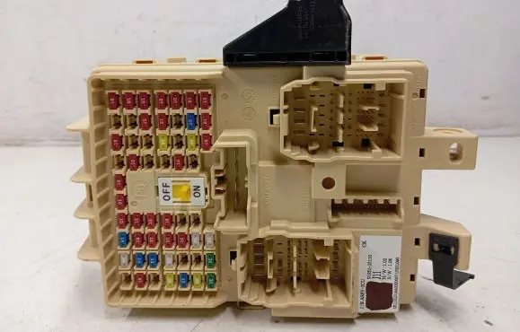 KIA Stinger Fuse module 91951J5110