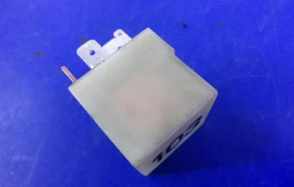 Volkswagen Golf IV Other relay 357911253