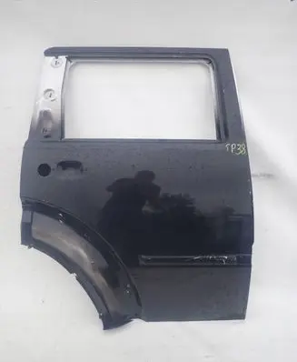 Dodge Nitro Rear door