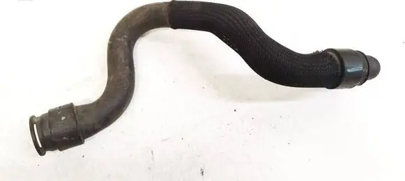 Engine coolant pipe/hose