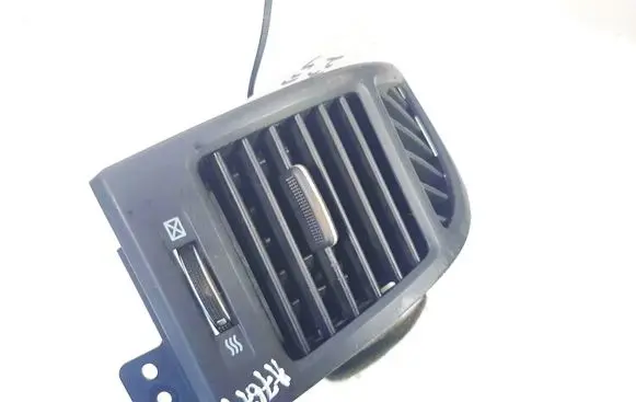 Hyundai Santa Fe Dash center air vent grill 974802b000