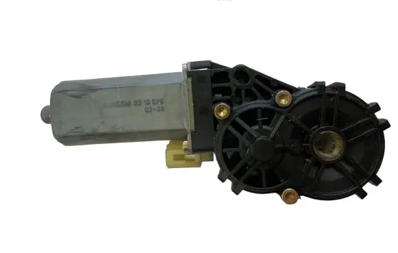 BMW 5 E60 E61 Seat adjustment motor 8316670 0390201999