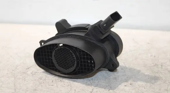 BMW 3 E90 E91 Mass air flow meter 7788744 0928400504