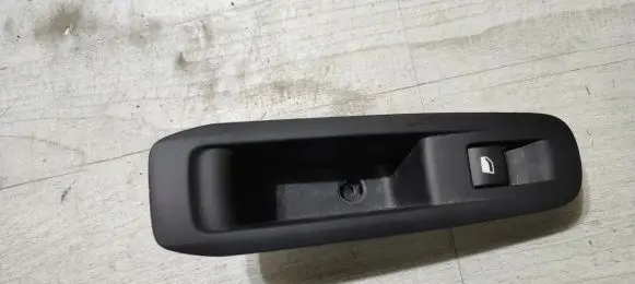 Peugeot 308 Electric window control switch 967622922D