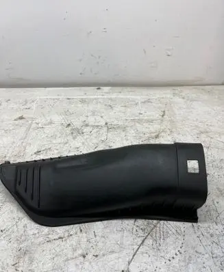 BMW 5 E60 E61 Air filter box cover 7789109 514011810