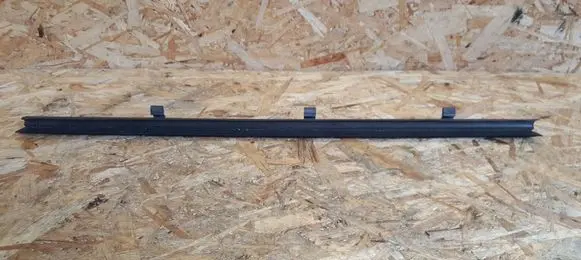 Volvo XC60 Rubber seal rear door window/glass 30762372