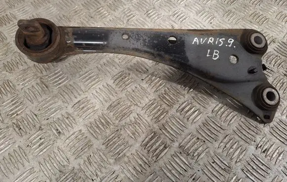 Toyota Auris 150 Rear control arm 4876012010