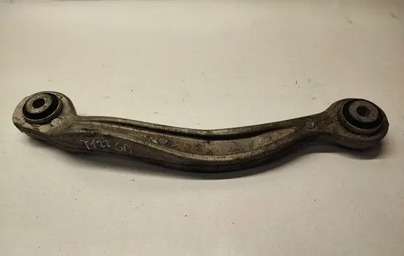 Dodge Challenger Rear upper control arm/wishbone 68210525AA