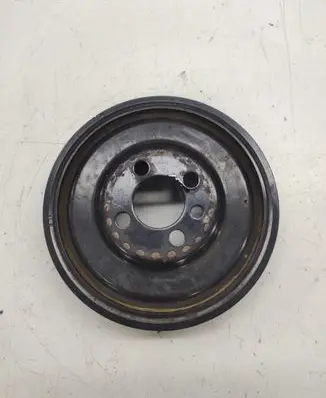 Volkswagen PASSAT B8 Crankshaft pulley 03G105243