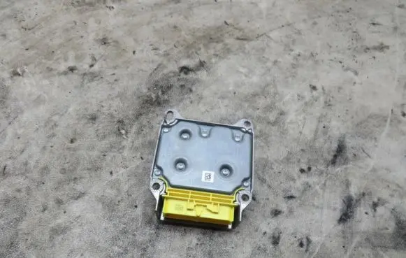 Audi A8 S8 D4 4H Airbag control unit/module 4H0907637